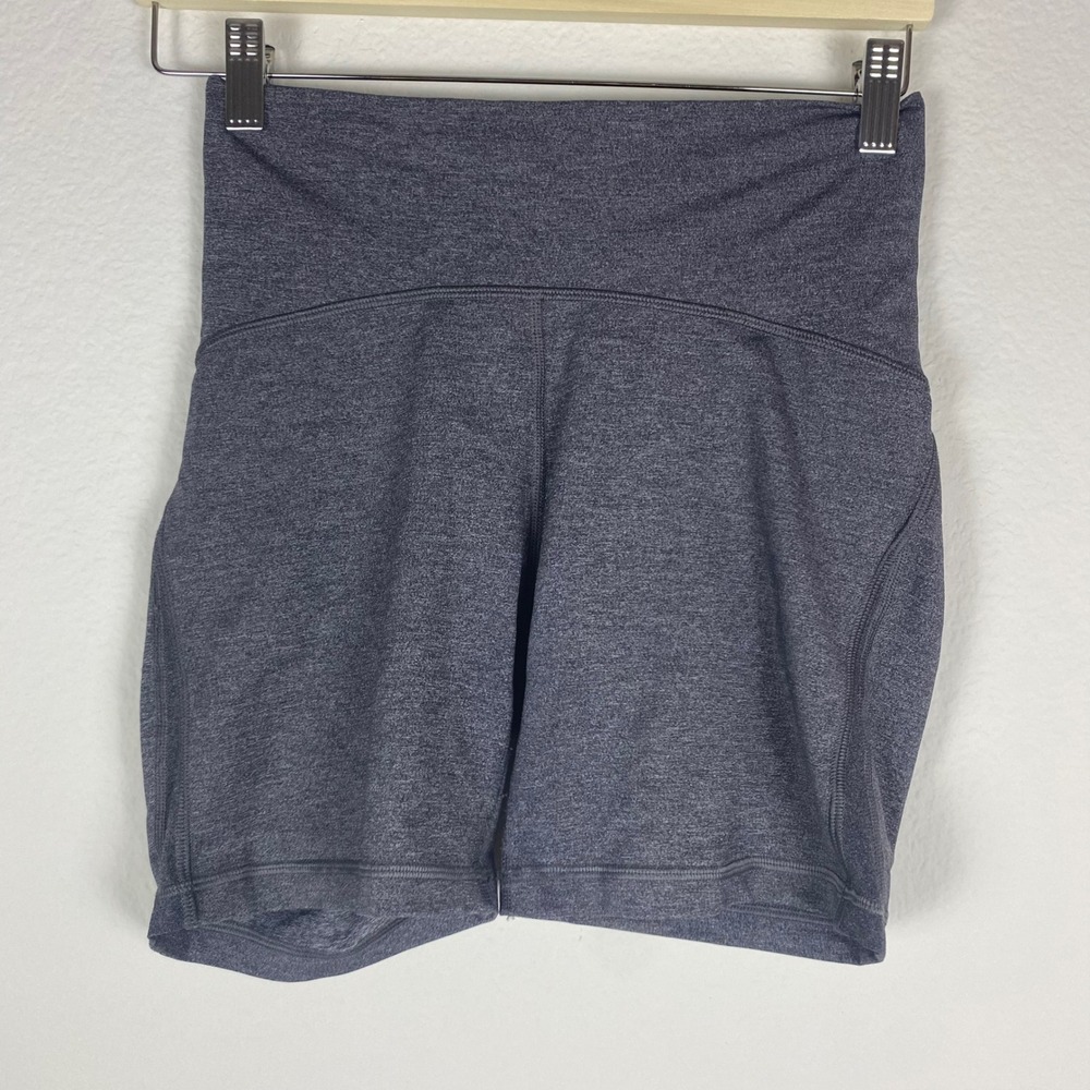 Lululemon Womens Size 6 Train Time Shorts‎ Gray Luxtreme Activewear Yoga